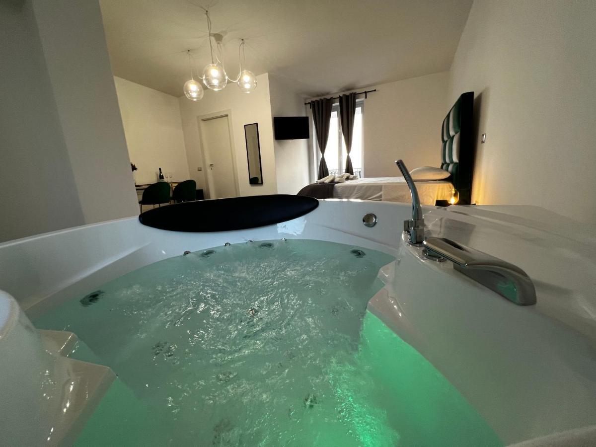 Habitat Luxury Suites Bellona Екстер'єр фото